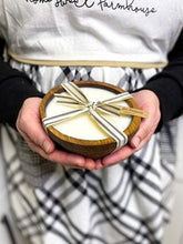 Load image into Gallery viewer, Circle of Friends Candle